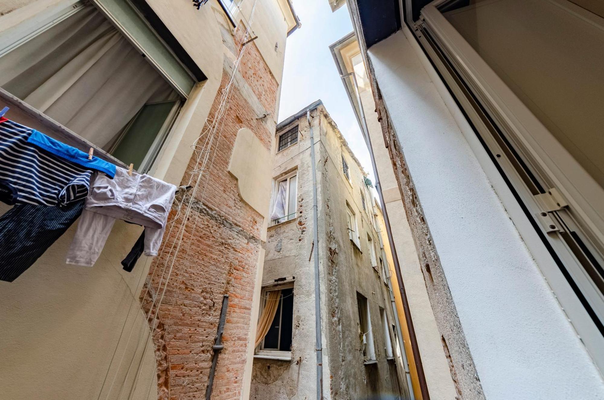 Castelli'S Apartments Campo 10 Genoa Exterior photo