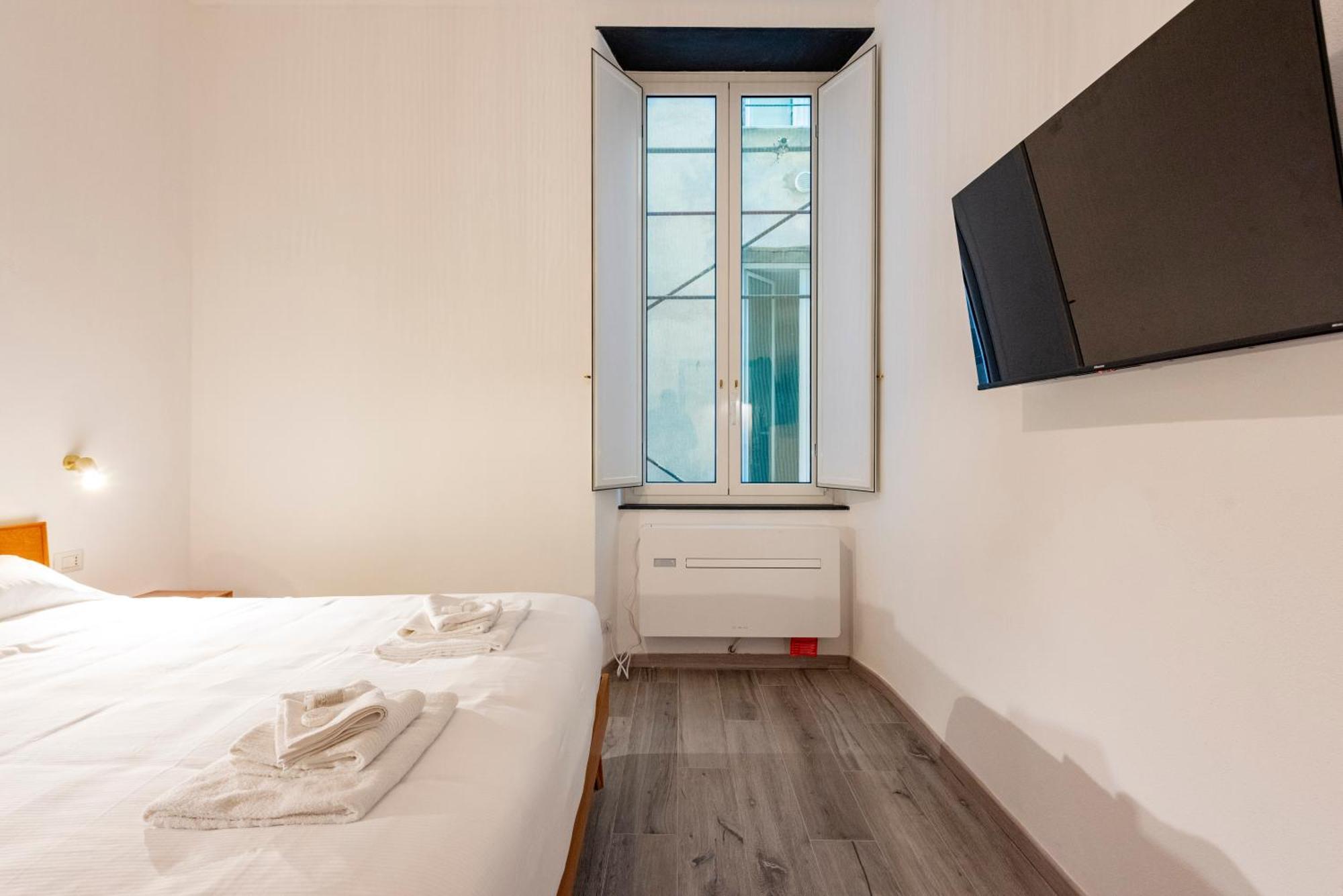 Castelli'S Apartments Campo 10 Genoa Exterior photo